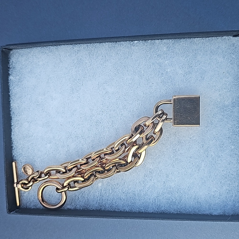 Michael  Kor rose golden Bracelet - Picture 3 of 5